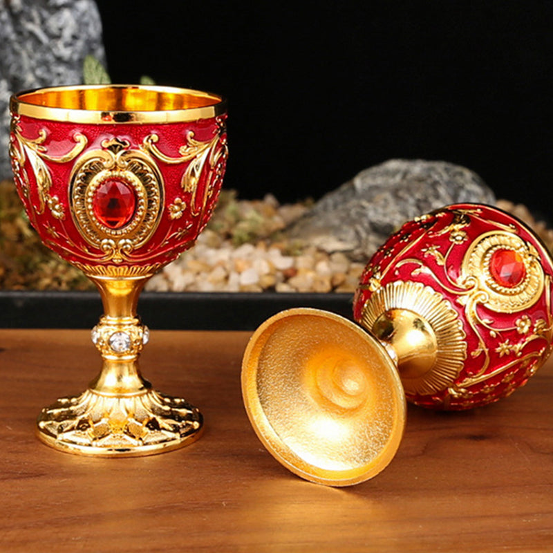 🎁 Exquisite Vintage Engraved Wine Goblet