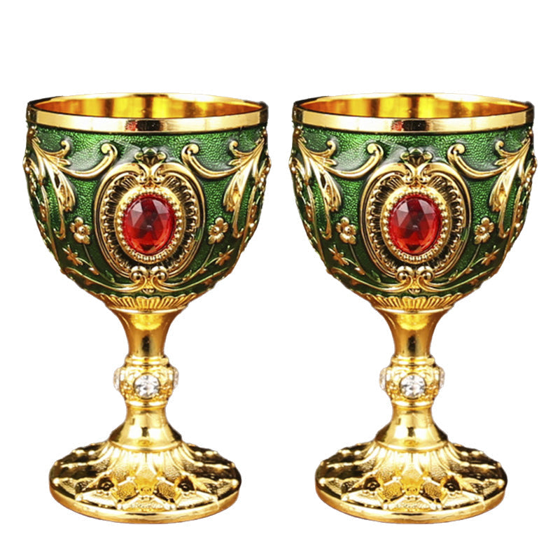🎁 Exquisite Vintage Engraved Wine Goblet