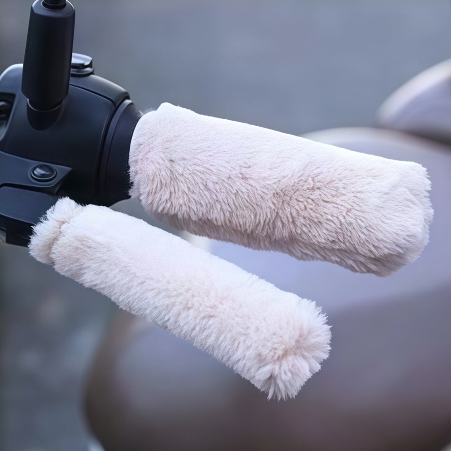 Warm Fluffy Handlebar & Brake Lever Covers