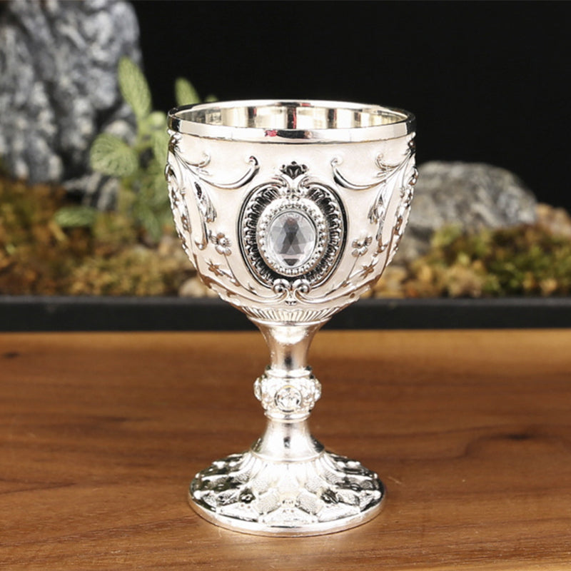 🎁 Exquisite Vintage Engraved Wine Goblet